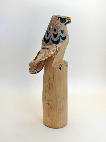 K25090 - Sasano Ittobori hawk wood carving 笹野一刀彫