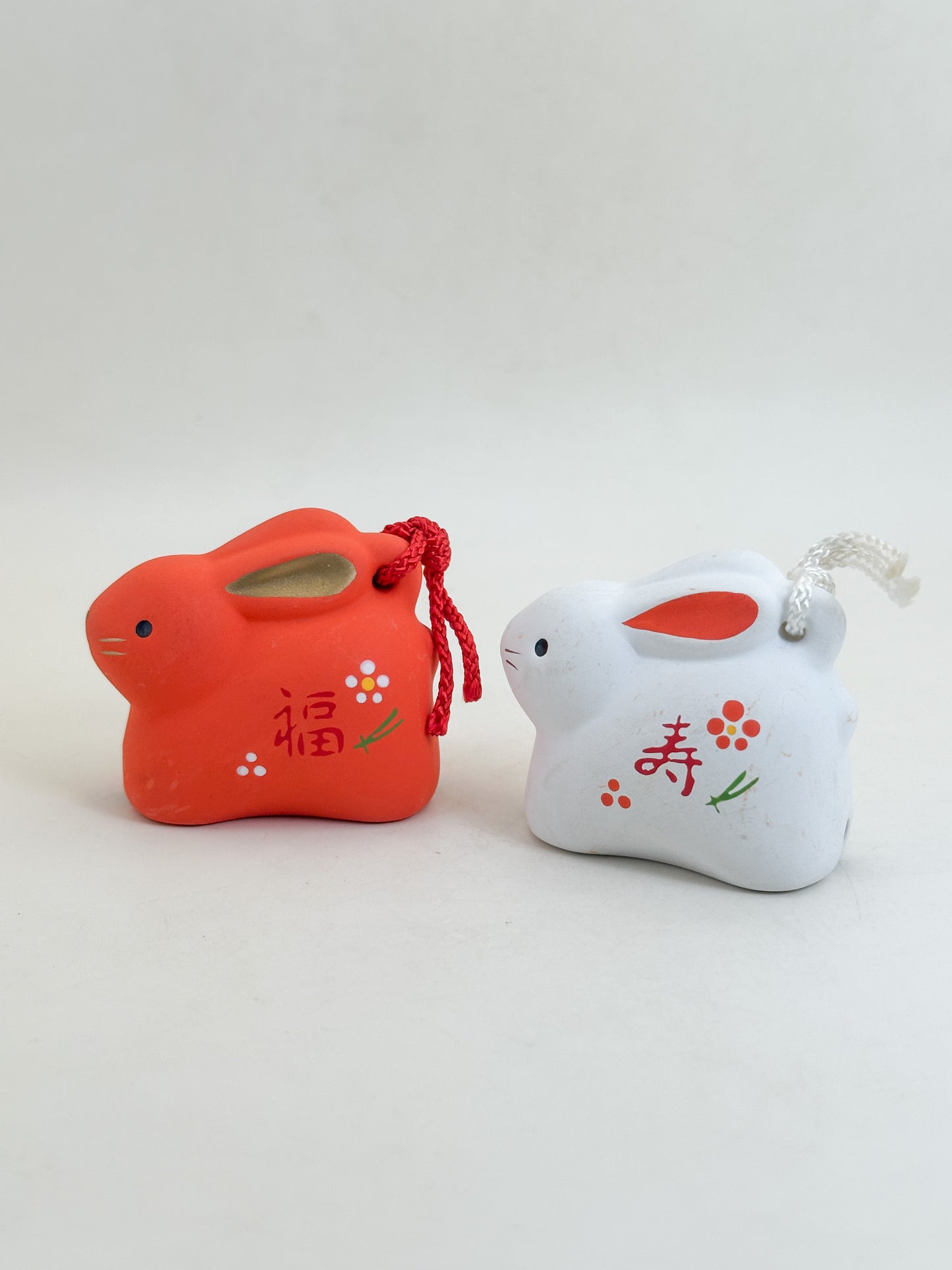 CB324 - Yakushigama Rabbit Dorei Bell Set 薬師窯