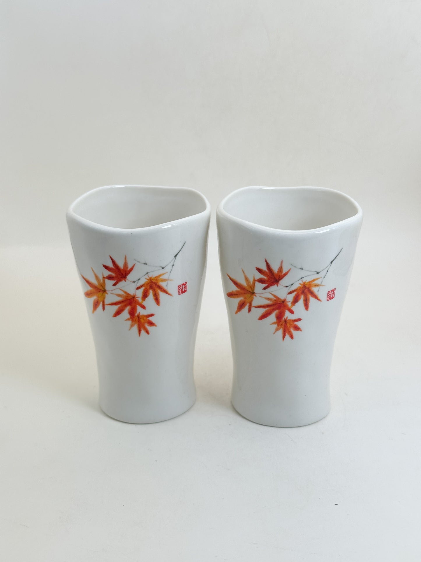 CB396 - Yunomi Tea Cups of Tamao Nakamura 中村玉緒