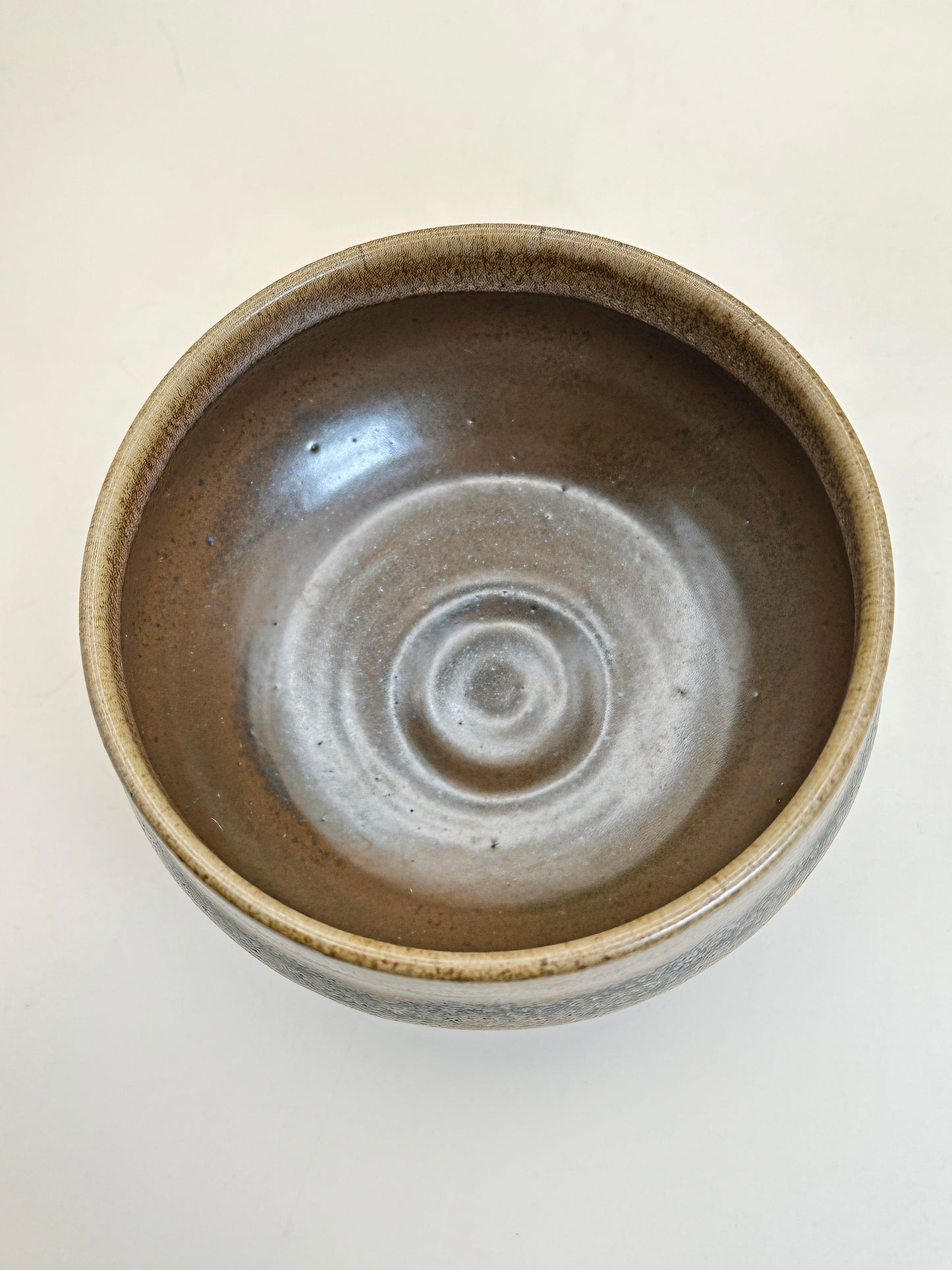 TB136 - Satsuma-yaki Chawan Matcha Bowl 薩摩焼