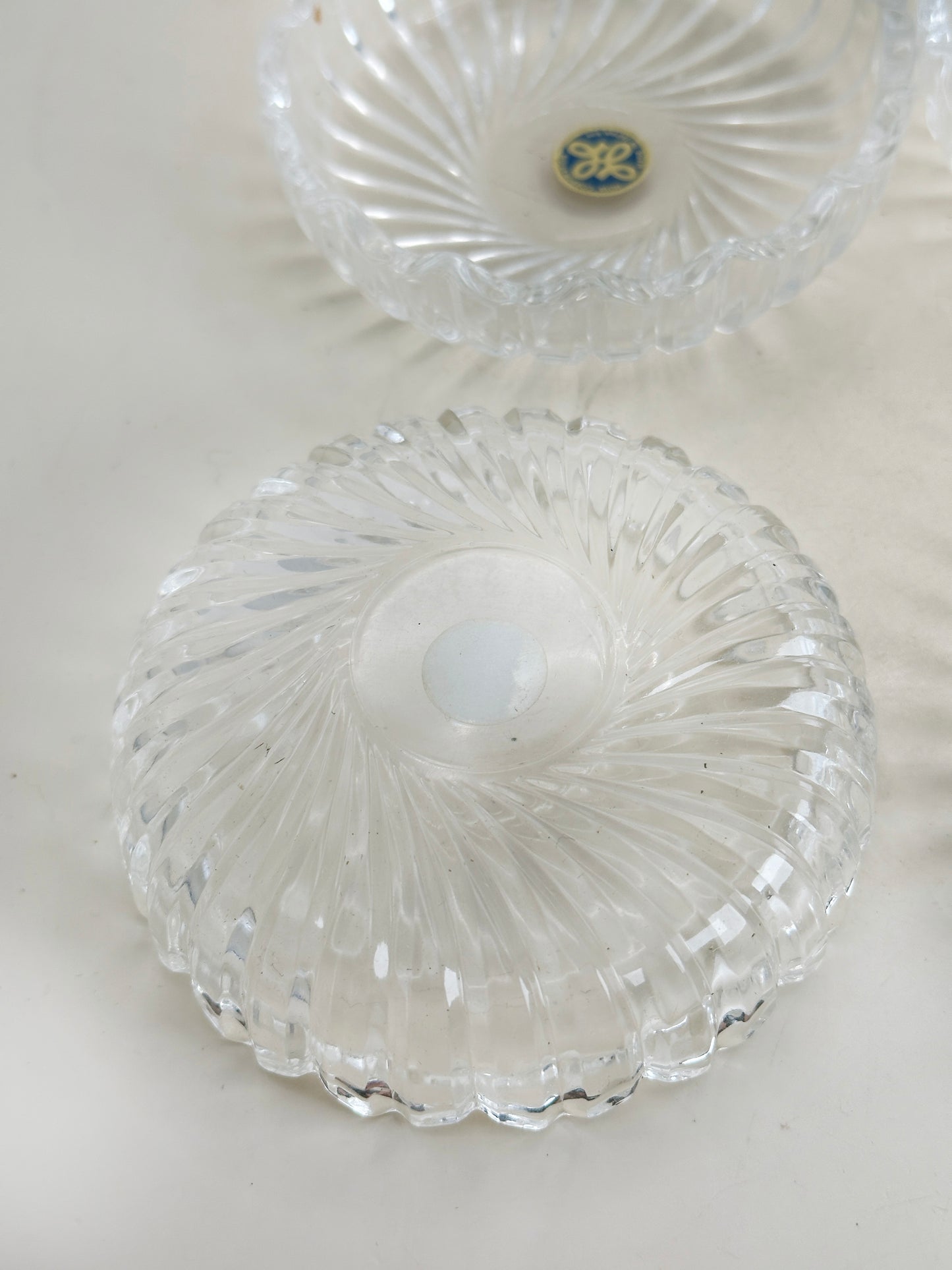 TB257 - Cuencos de cristal HOYA de Matsuzakaya 松坂屋