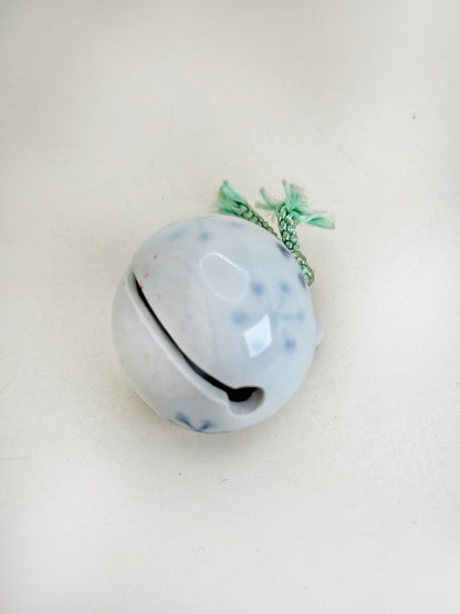 CB247 - Arita-yaki Dorei Campana de arcilla 有田焼