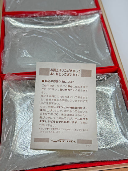 TB258 - AZUMA Juego de platos individuales con acabado plateado 銀仕上 銘々皿