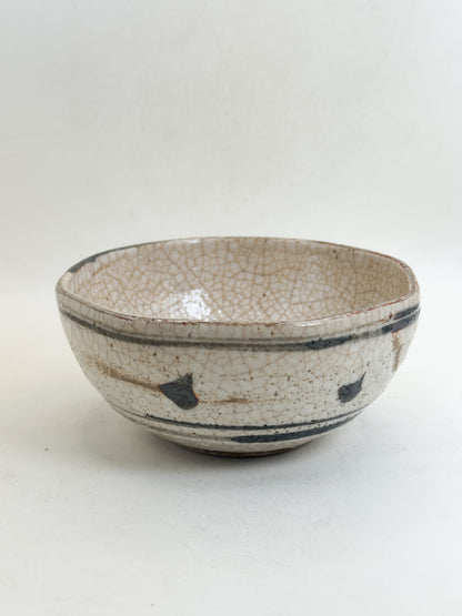 TB404 -  Karatsu-yaki kashibachi Bowl 唐津焼