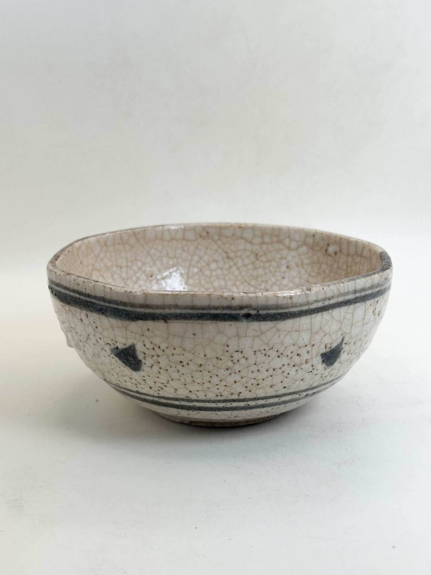 TB404 -  Karatsu-yaki kashibachi Bowl 唐津焼