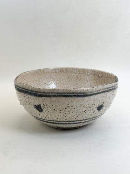 TB404 -  Karatsu-yaki kashibachi Bowl 唐津焼