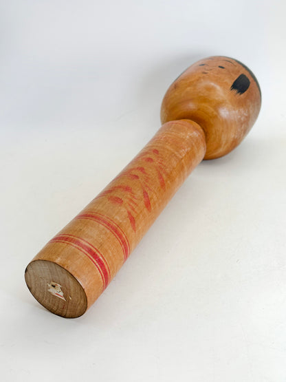 K30036 - Kokeshi de Hijiori de Ushizō Sato 佐藤丑蔵