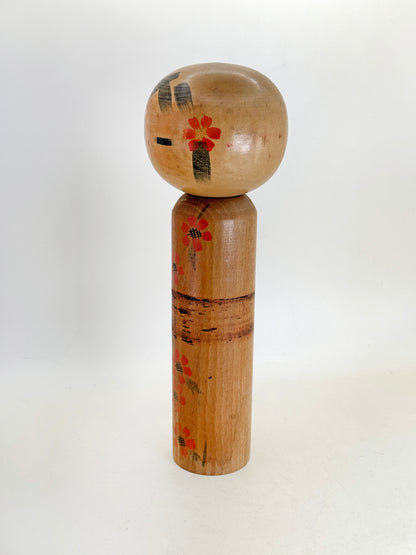 K25163 - Kokeshi sōsaku de Eiko Shibata 柴田栄子