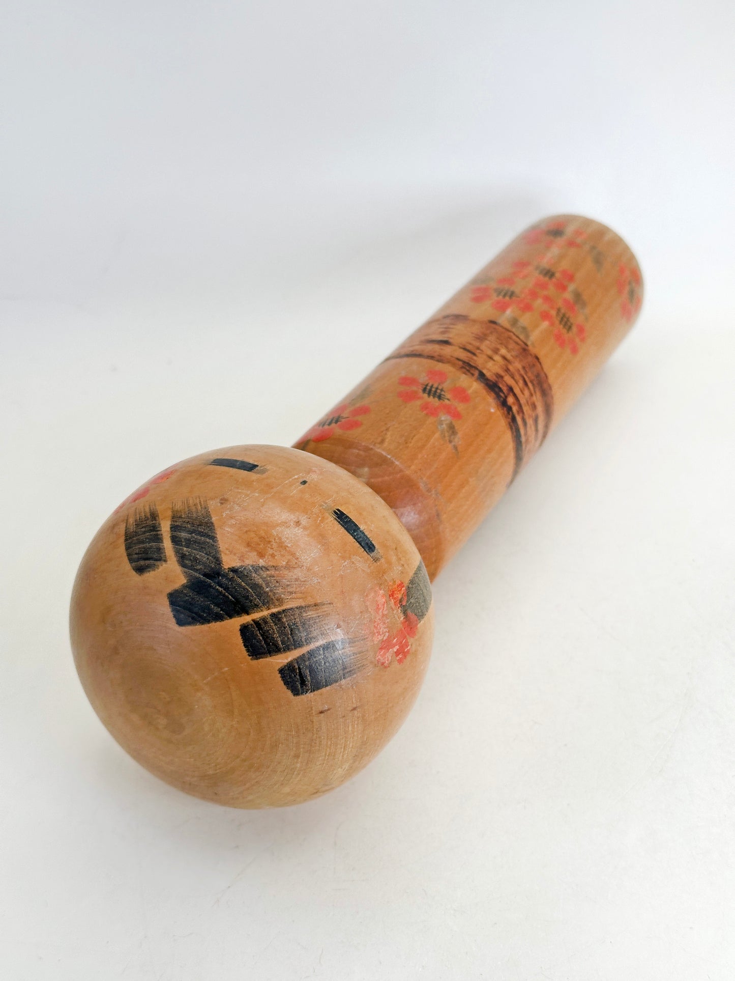 K25163 - Kokeshi sōsaku de Eiko Shibata 柴田栄子