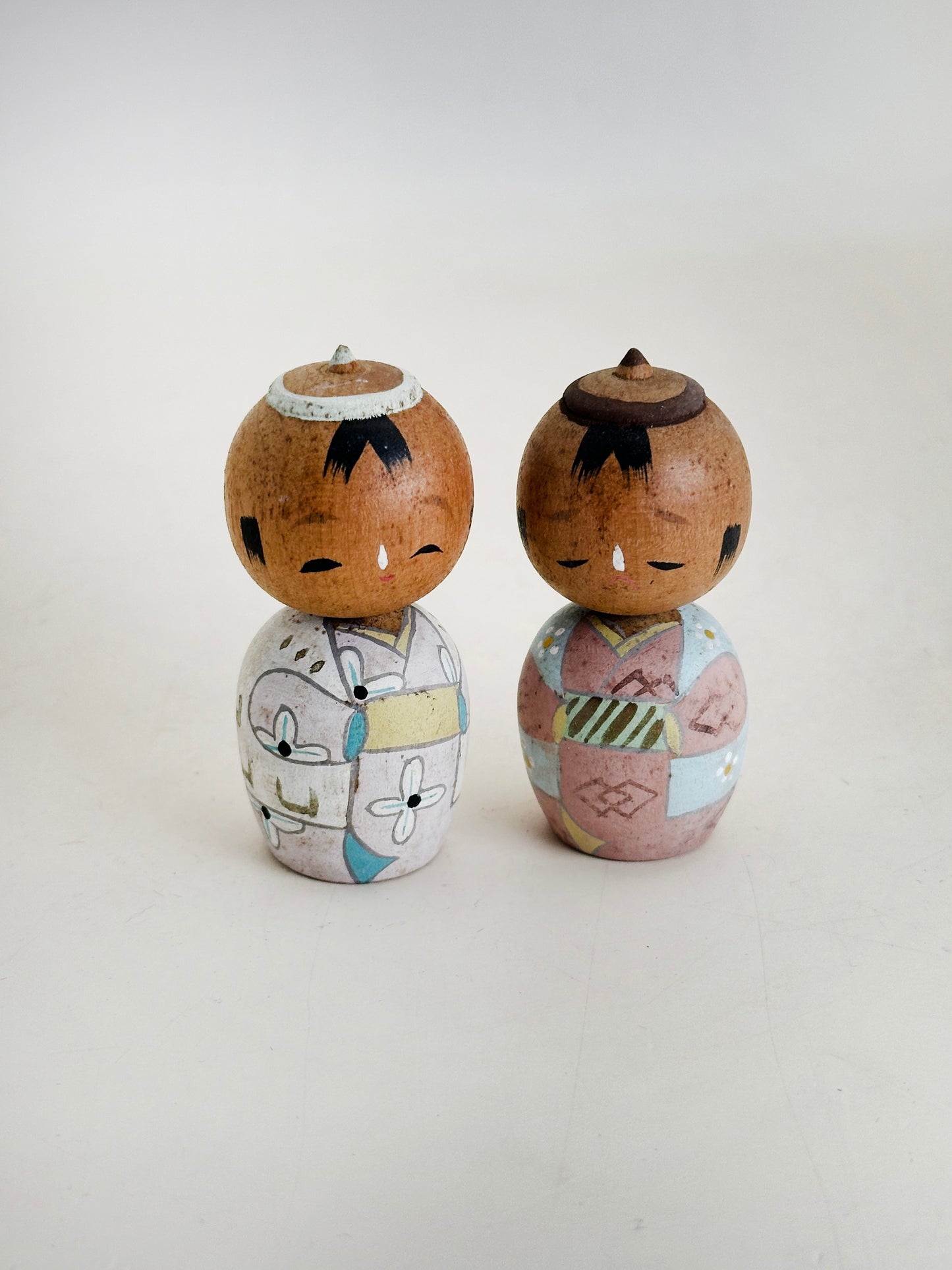K05067 - Sosaku Kokeshi from Senshukai 千趣会
