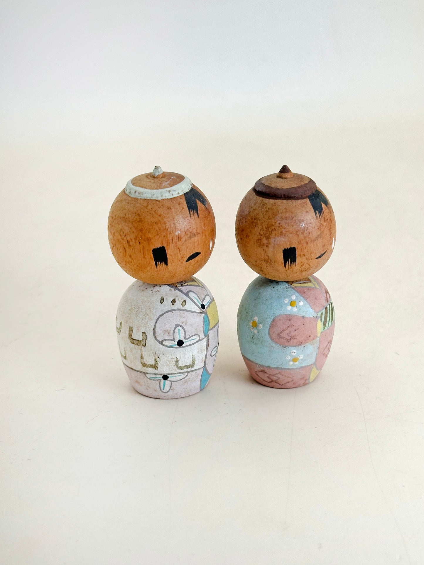 K05067 - Sosaku Kokeshi from Senshukai 千趣会