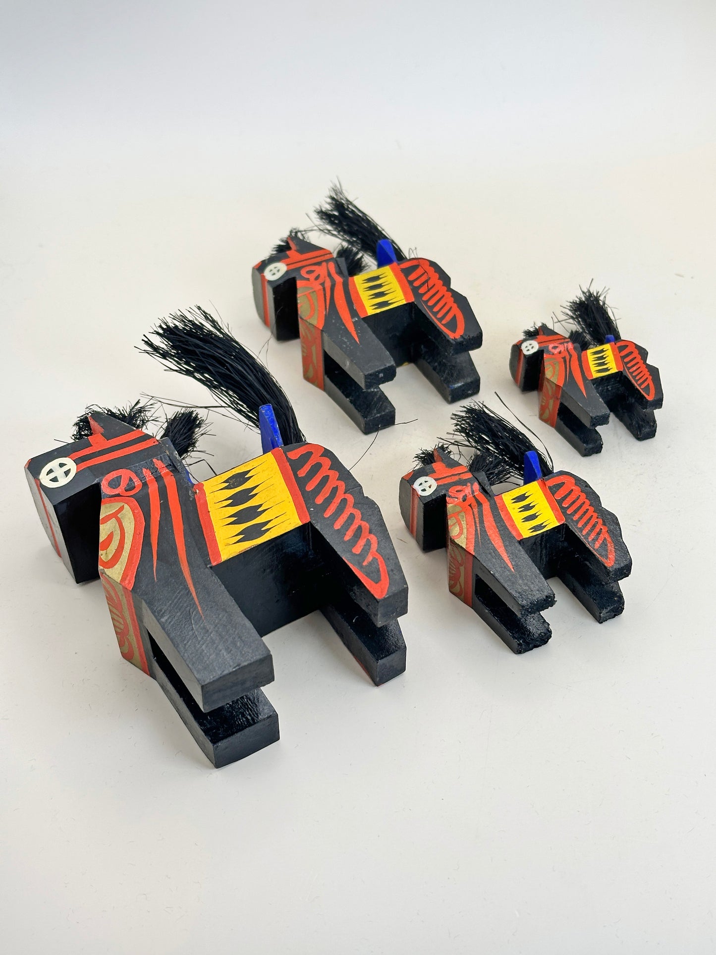 FT283 - Japan Set of 4 - Miharu-goma 三春駒