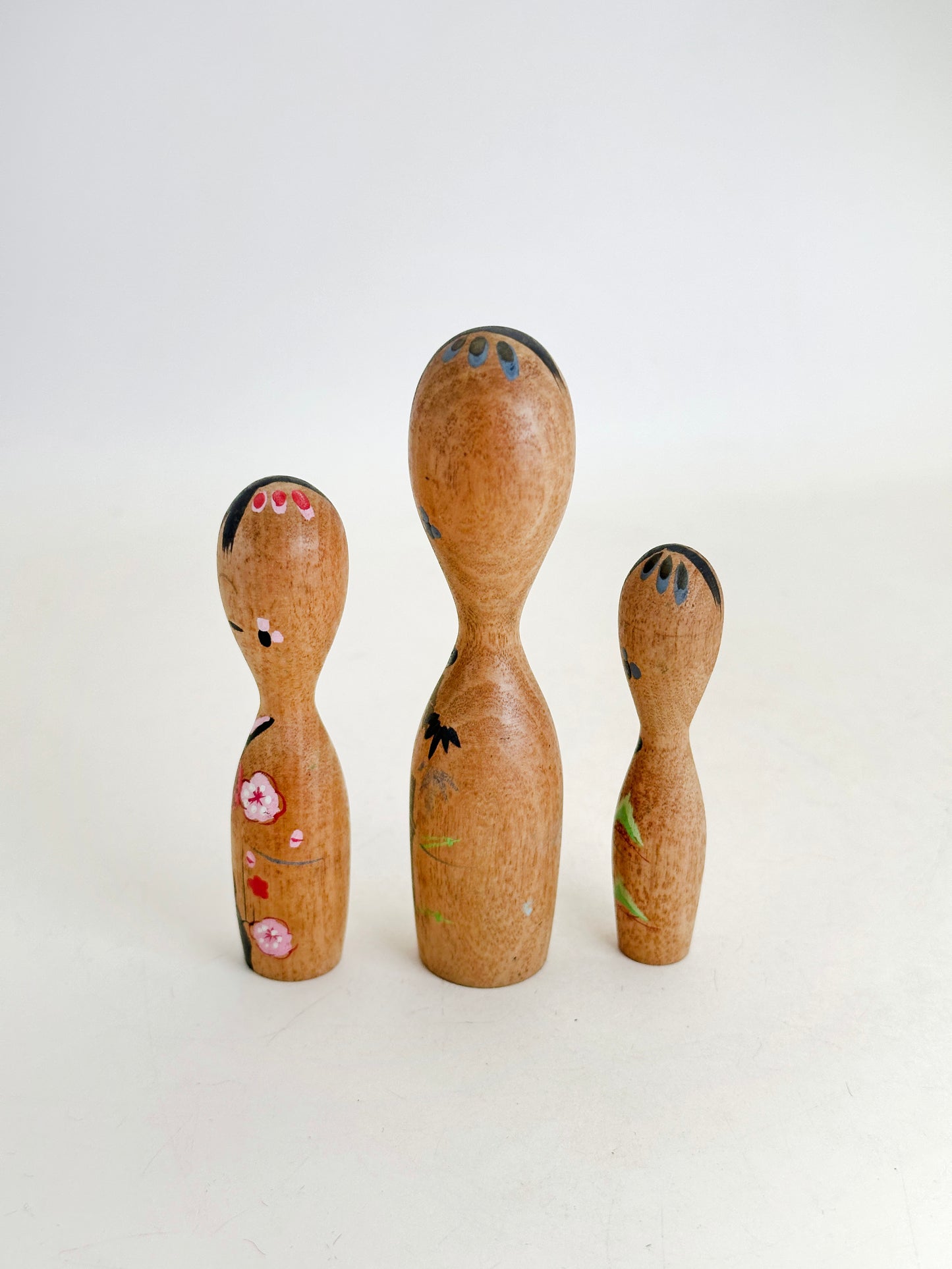 K10216 - Sosaku of Three Friends of Winter 歳寒三友