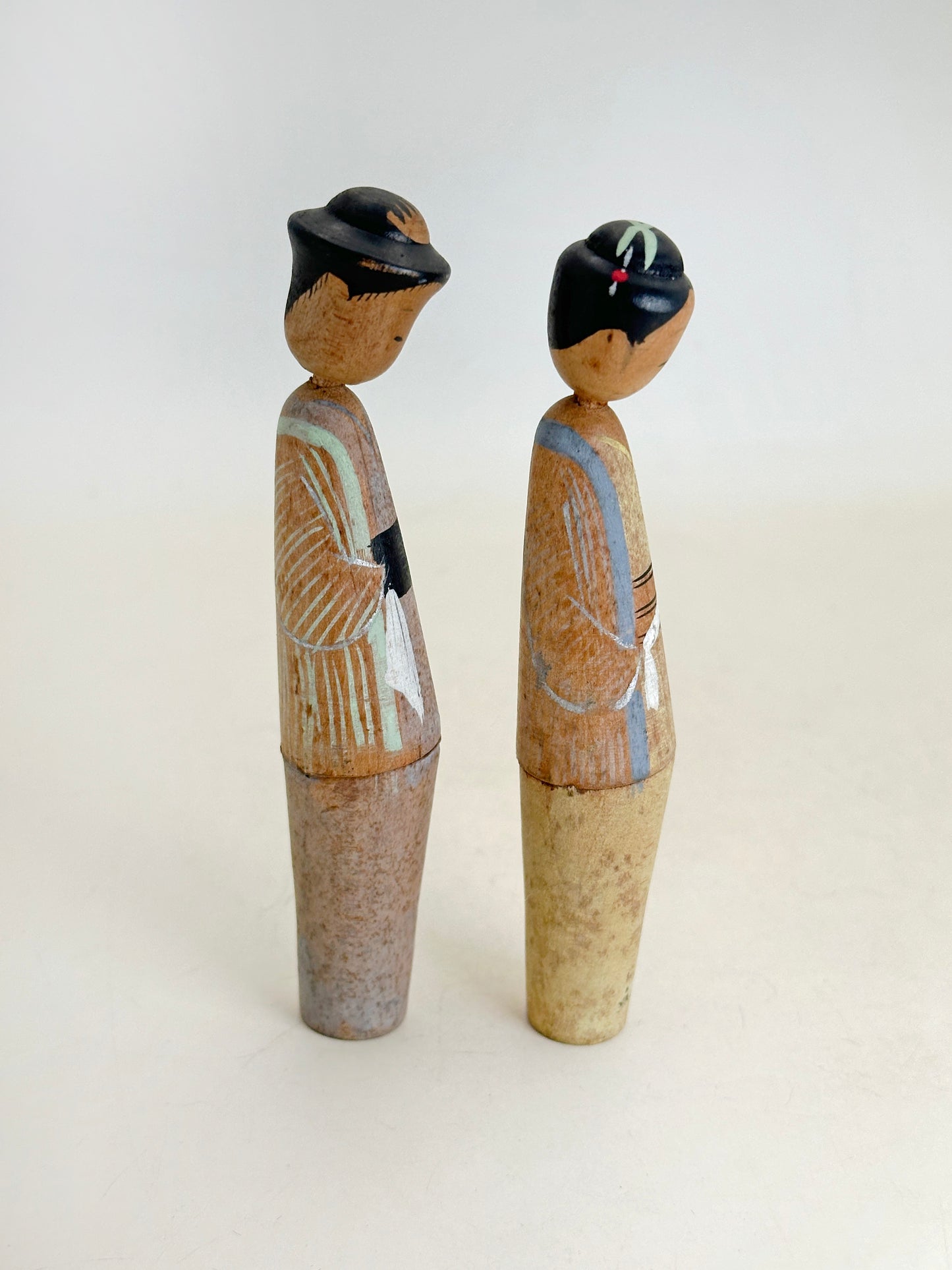 K10256 - Sosaku kokeshi from Tōhoku 東北