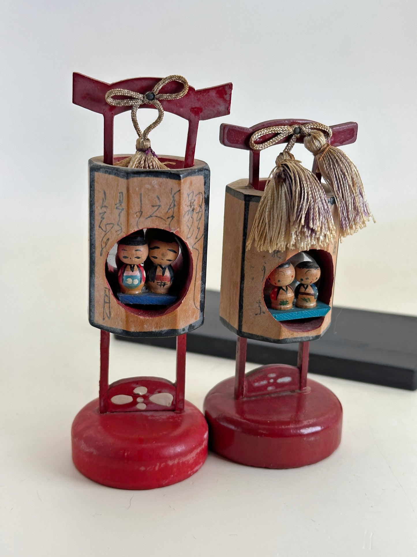 FT438 - Omiyage Kokeshi of andon 行灯