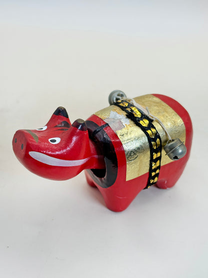 FT289 - Hariko Akabeko – Red Cow Paper Mache 赤べこ