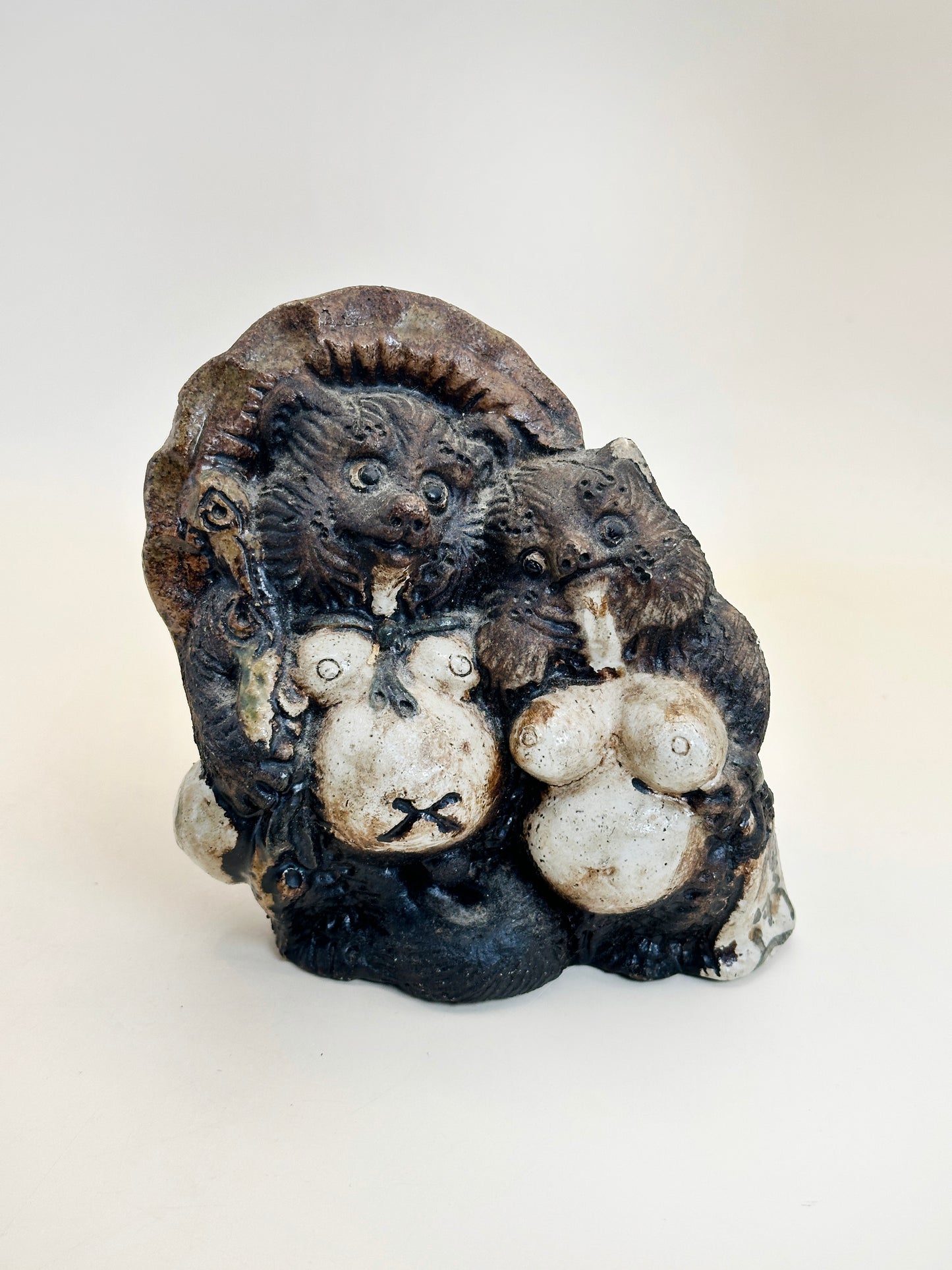 FT291 - Vintage Shigaraki-yaki tanuki 信楽焼狸像