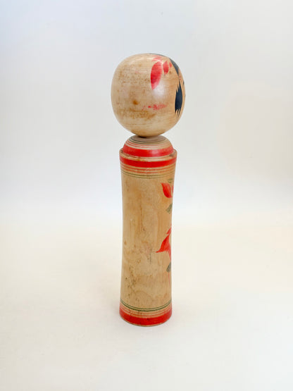 K18126 - Kokeshi Naruko tradicional por Yasuo Yusa 遊佐泰雄