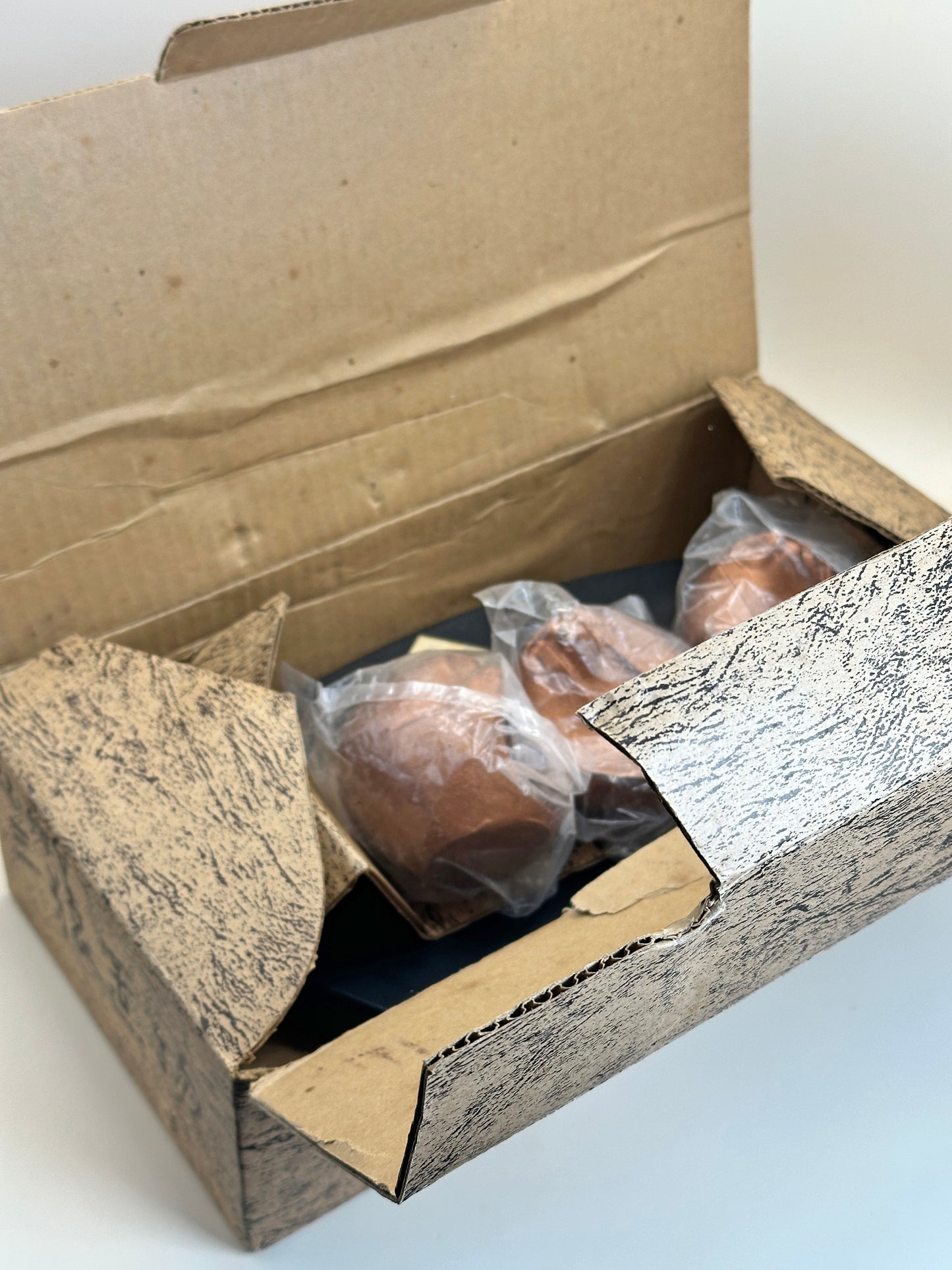 FT295 - Vintage cast iron Monkeys by Sotaro Saegusa 三枝惣太郎