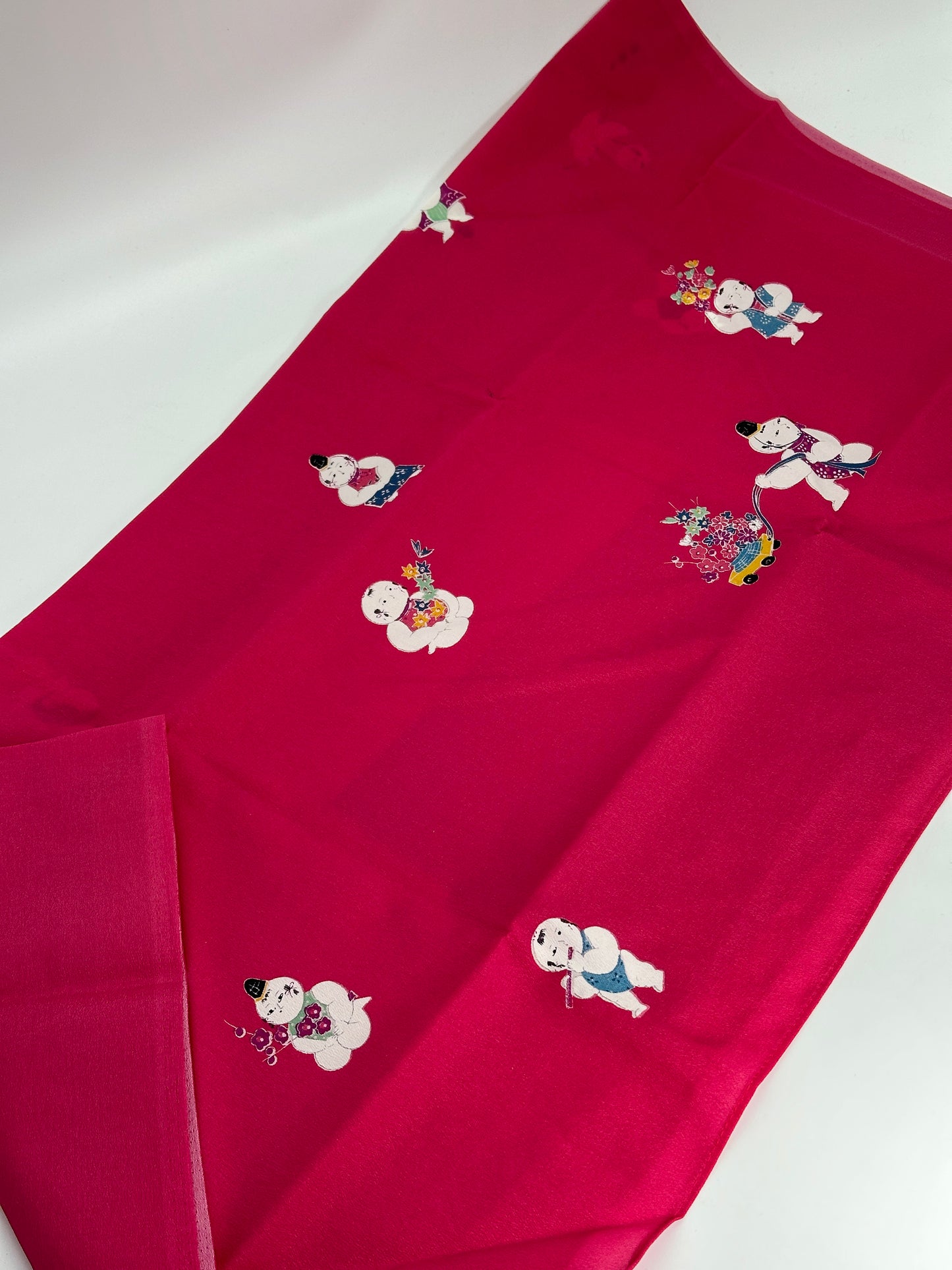FA22 - Furoshiki of Kotobuki Ningyō 寿人形