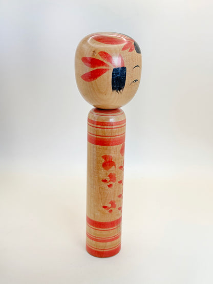 K20114 - Yamagata Kokeshi de Chujiro Kobayashi 小林忠次郎