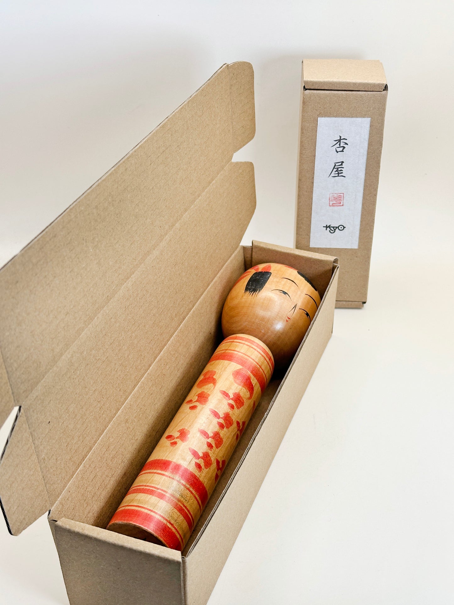 K20114 - Yamagata Kokeshi de Chujiro Kobayashi 小林忠次郎