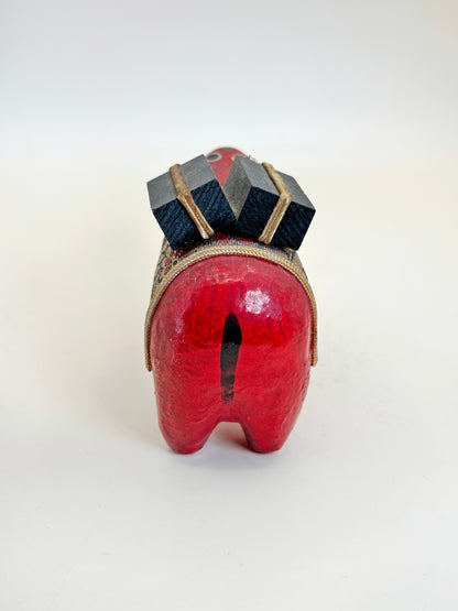 FT297 - Hariko Akabeko – Red Cow Paper Mache 赤べこ