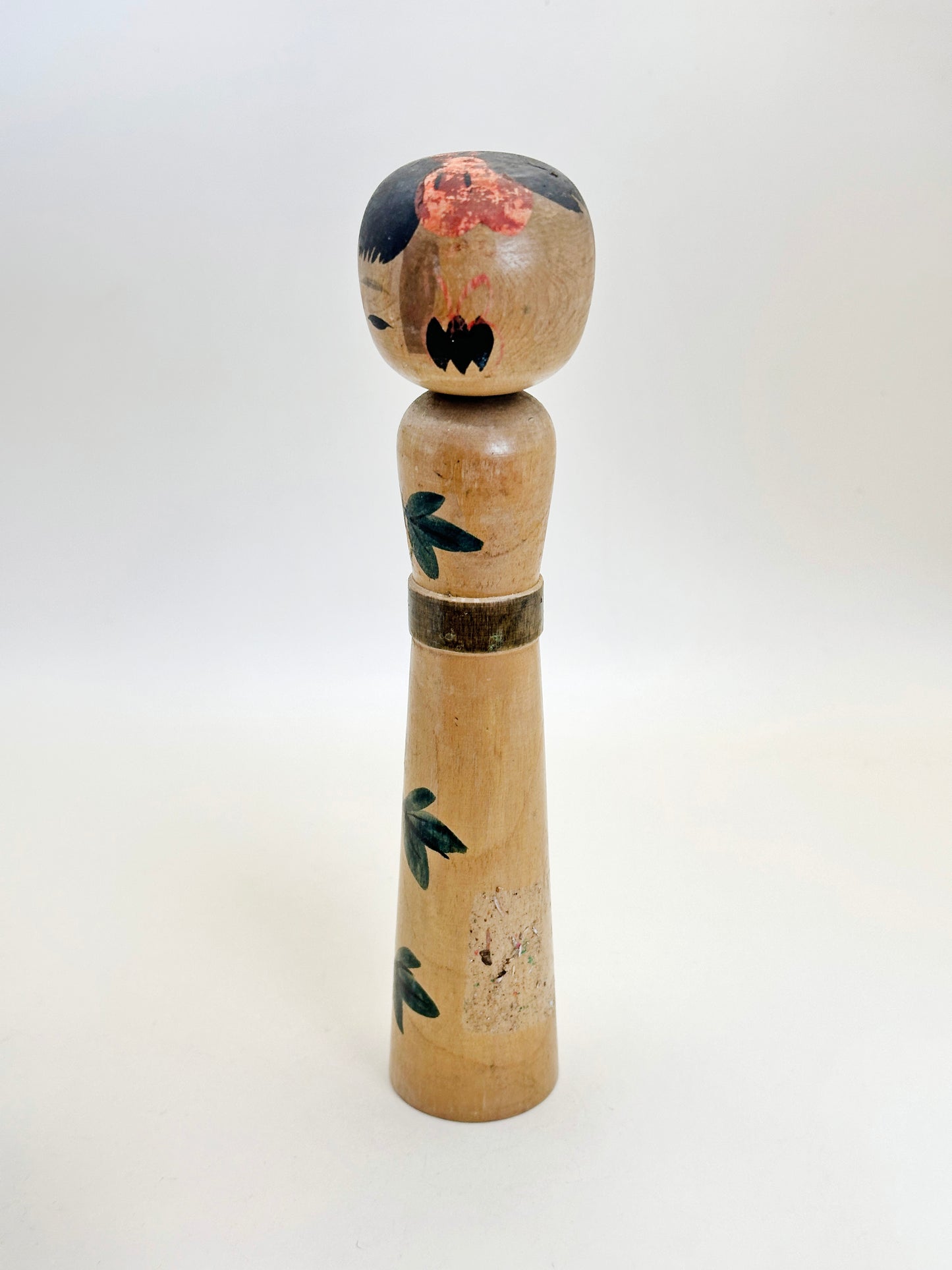 K18128 - Traditional Nanbu kokeshi by Susumago Jitsutaro 煤孫実太郎