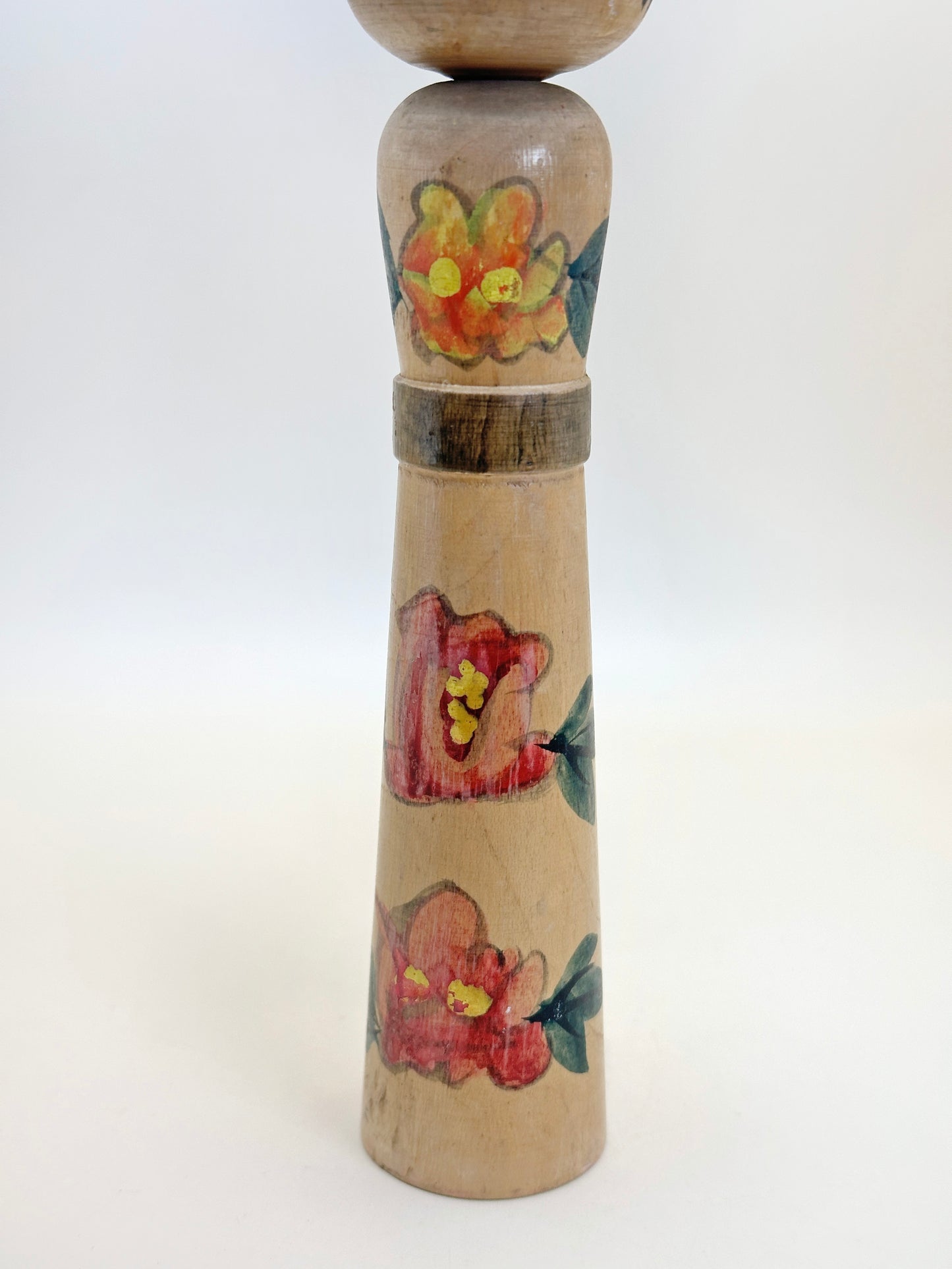 K18128 - Traditional Nanbu kokeshi by Susumago Jitsutaro 煤孫実太郎