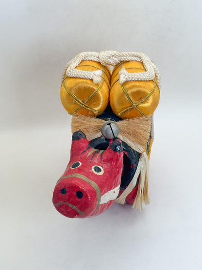 FT570 - Folk crafts Akabeko Cow 赤べこ