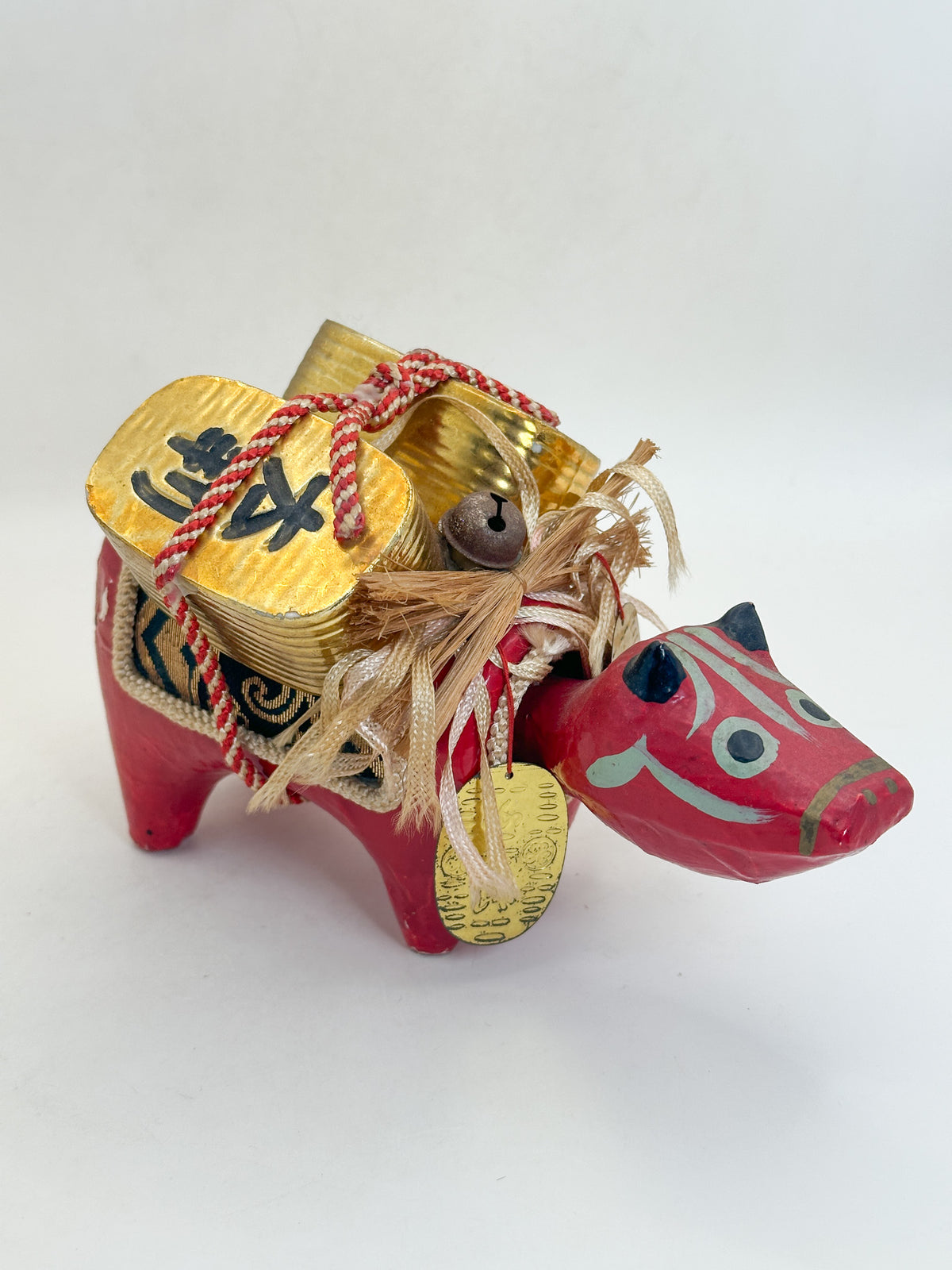 FT582 - Hariko Akabeko – Red Cow Paper Mache 赤べこ