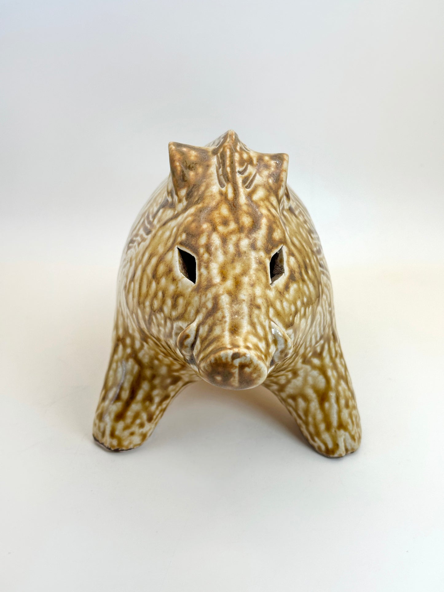 FT301 - Kiseto Ceramic figurine of a wild boar 黄瀬戸