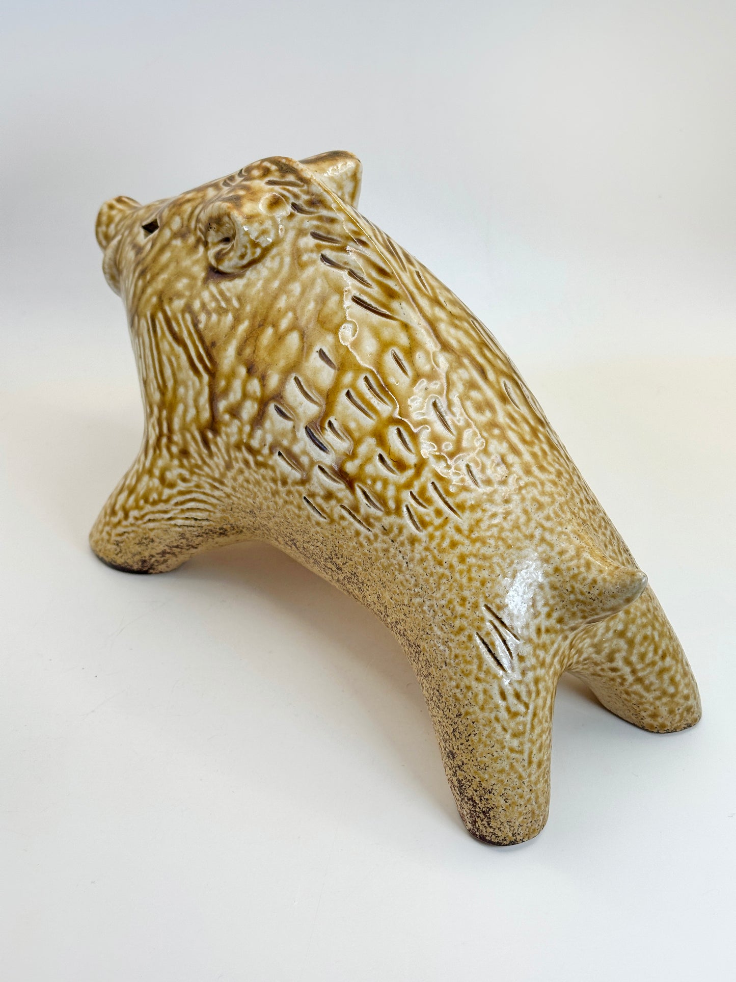 FT301 - Kiseto Ceramic figurine of a wild boar 黄瀬戸
