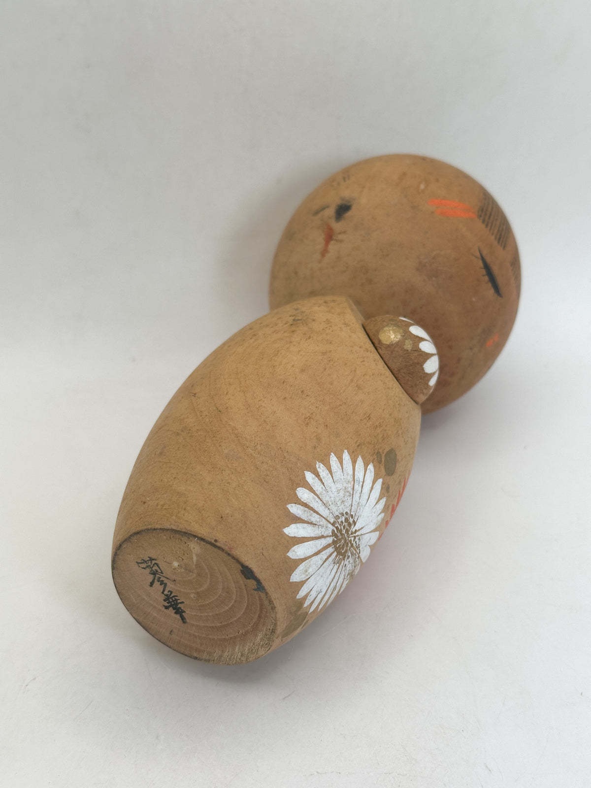 K18180 - Sosaku Kokeshi by Aoki Ryoka 青木蓼華