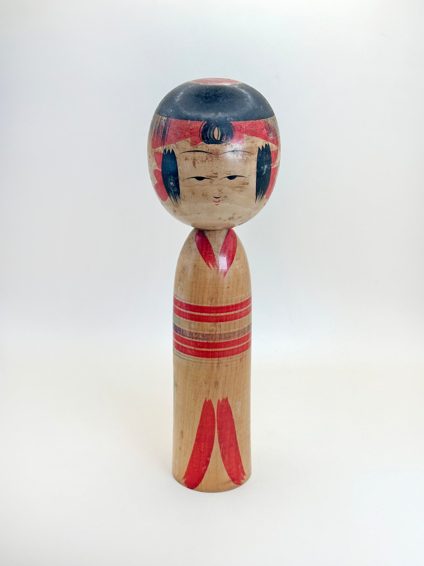 K25101 - Yajiro Kokeshi traditionnel par Sakyo Niyama 新山左京
