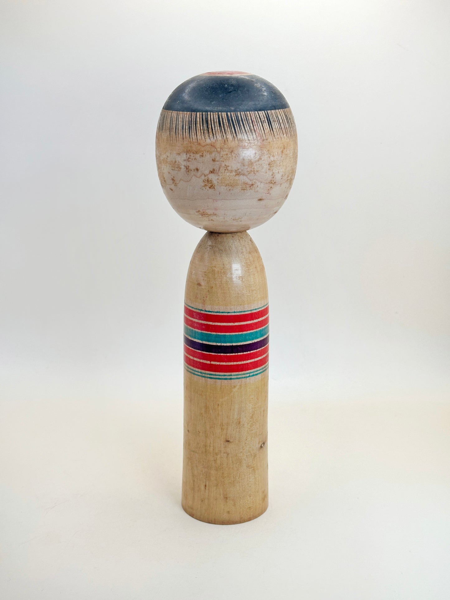 K25101 - Yajiro Kokeshi traditionnel par Sakyo Niyama 新山左京