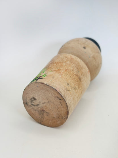 K10172 - Omiyage Kokeshi du barrage de Sakuma 佐久間ダム