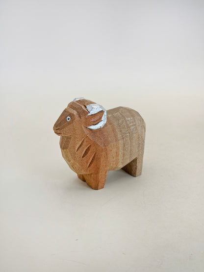 FT435 -  Woodcarving figurine from Kasuga Taisha 春日大社