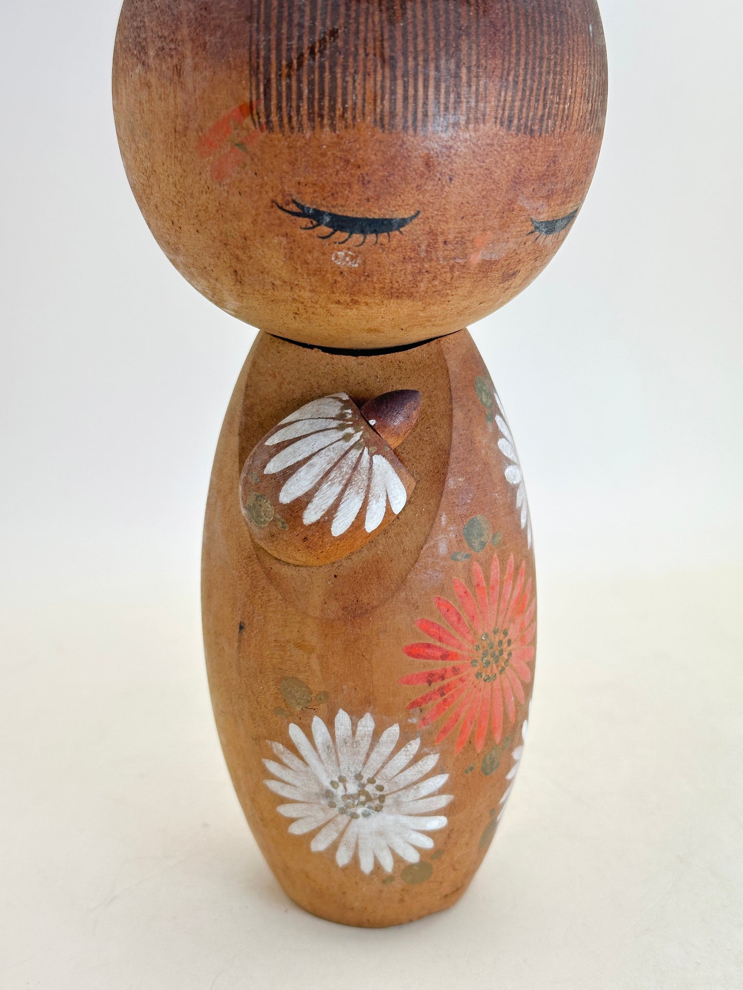K18150 - Sosaku Kokeshi by Aoki Ryoka 青木蓼華