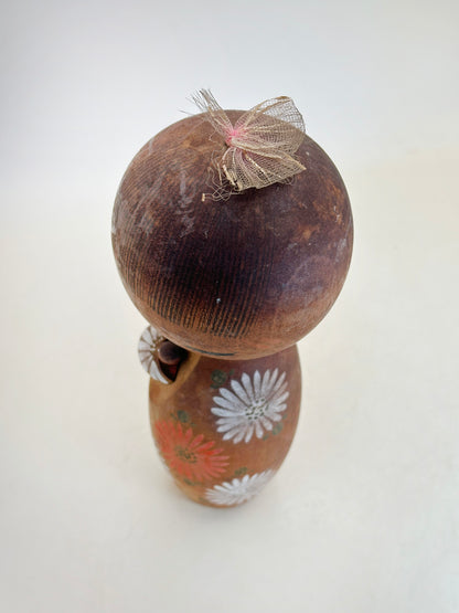 K18150 - Sosaku Kokeshi by Aoki Ryoka 青木蓼華