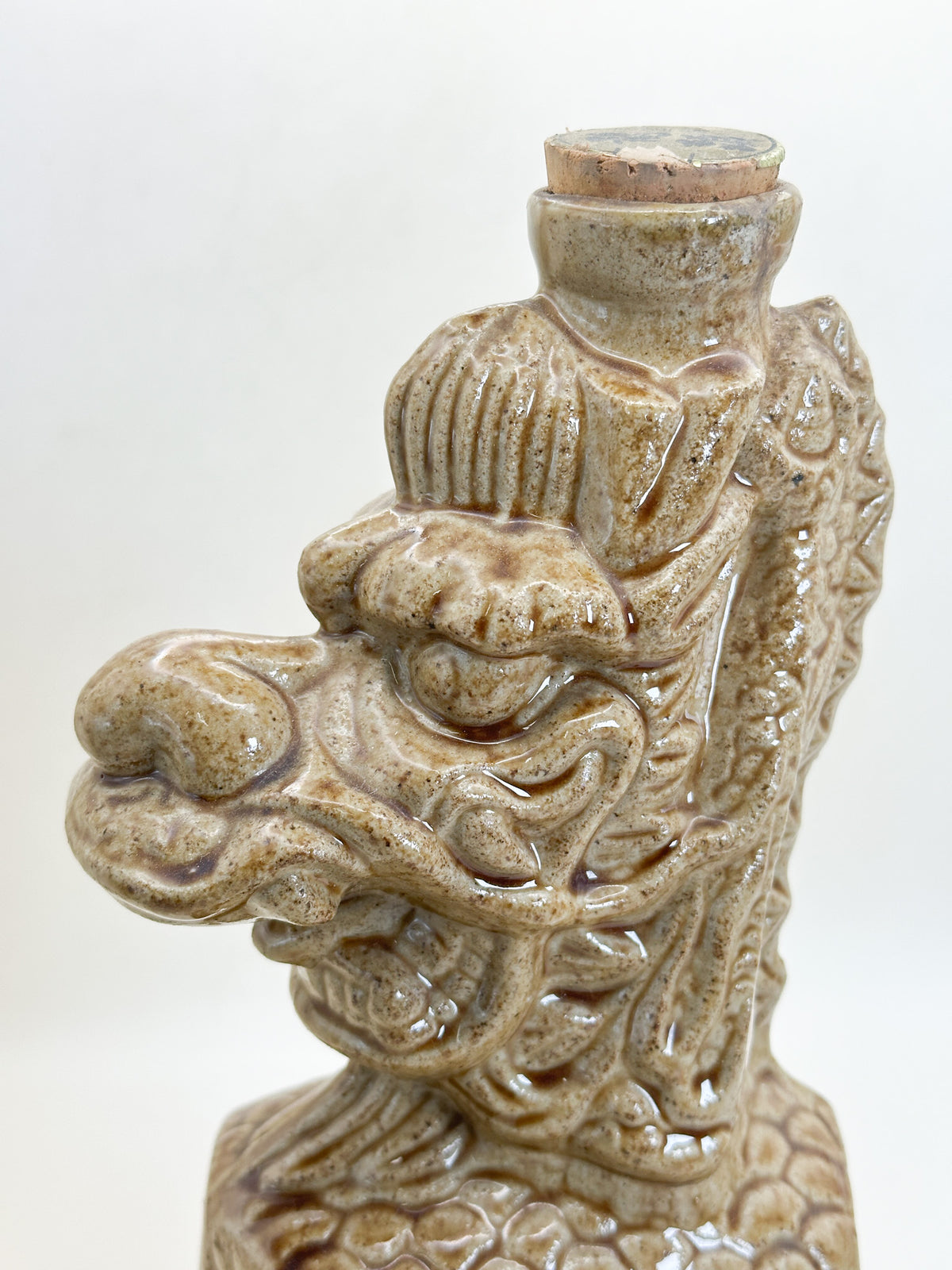 TB425 - Ryukyu Awamori Dragon Bottle 神谷酒造所