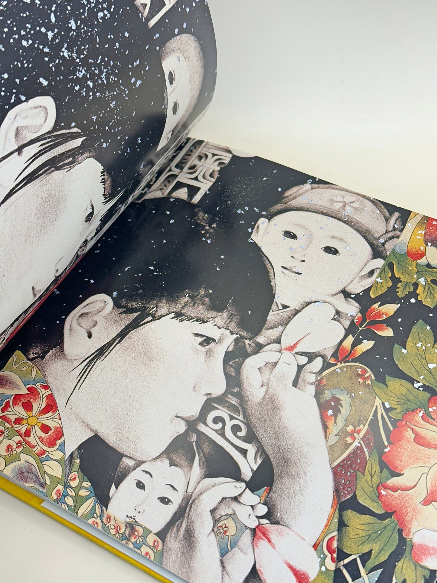 BK13 - Vintage Japan Book of Lithographies 大版画