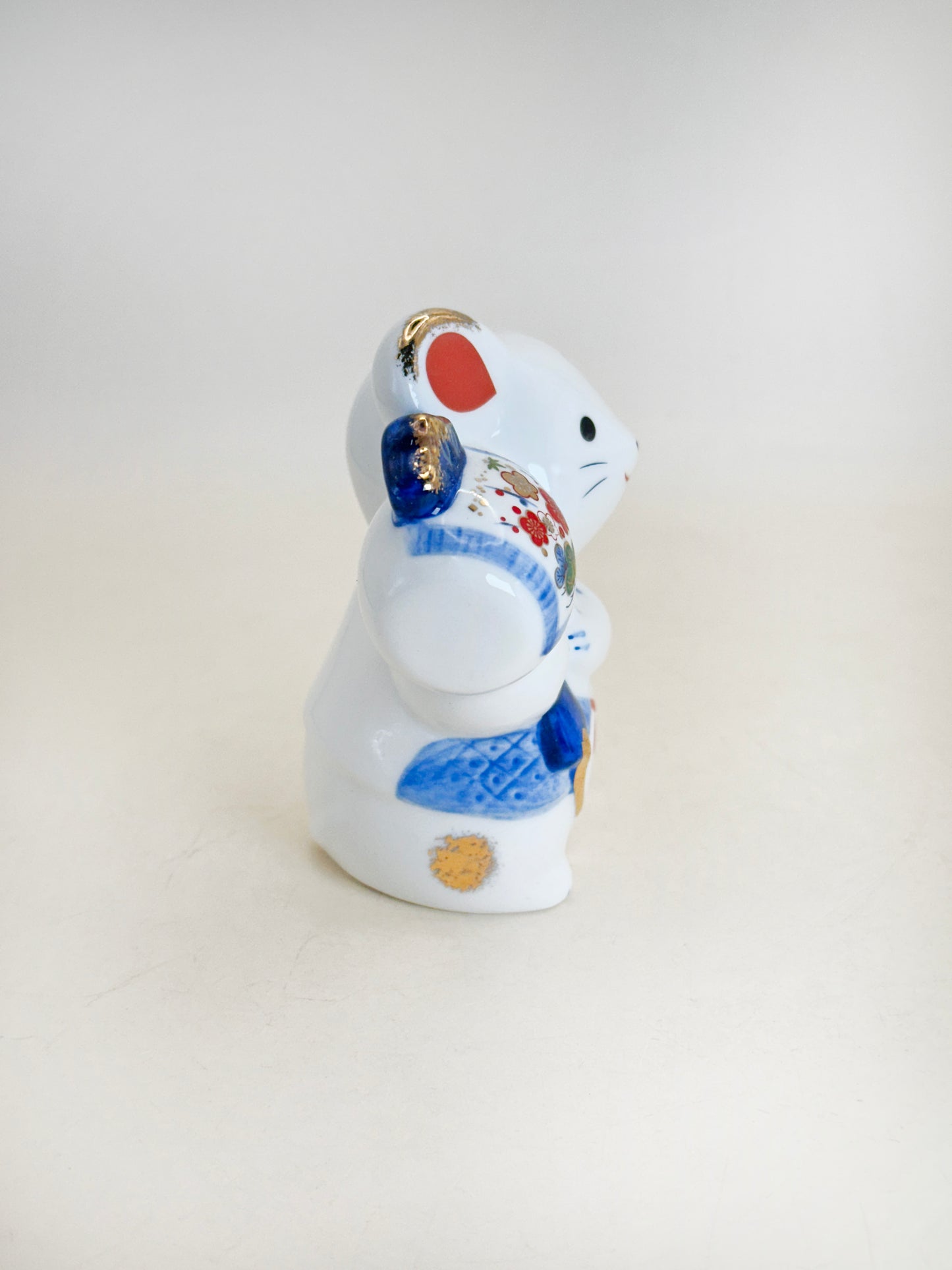 FT436 - Zodiac Rat figurine by Yakushigama 薬師窯