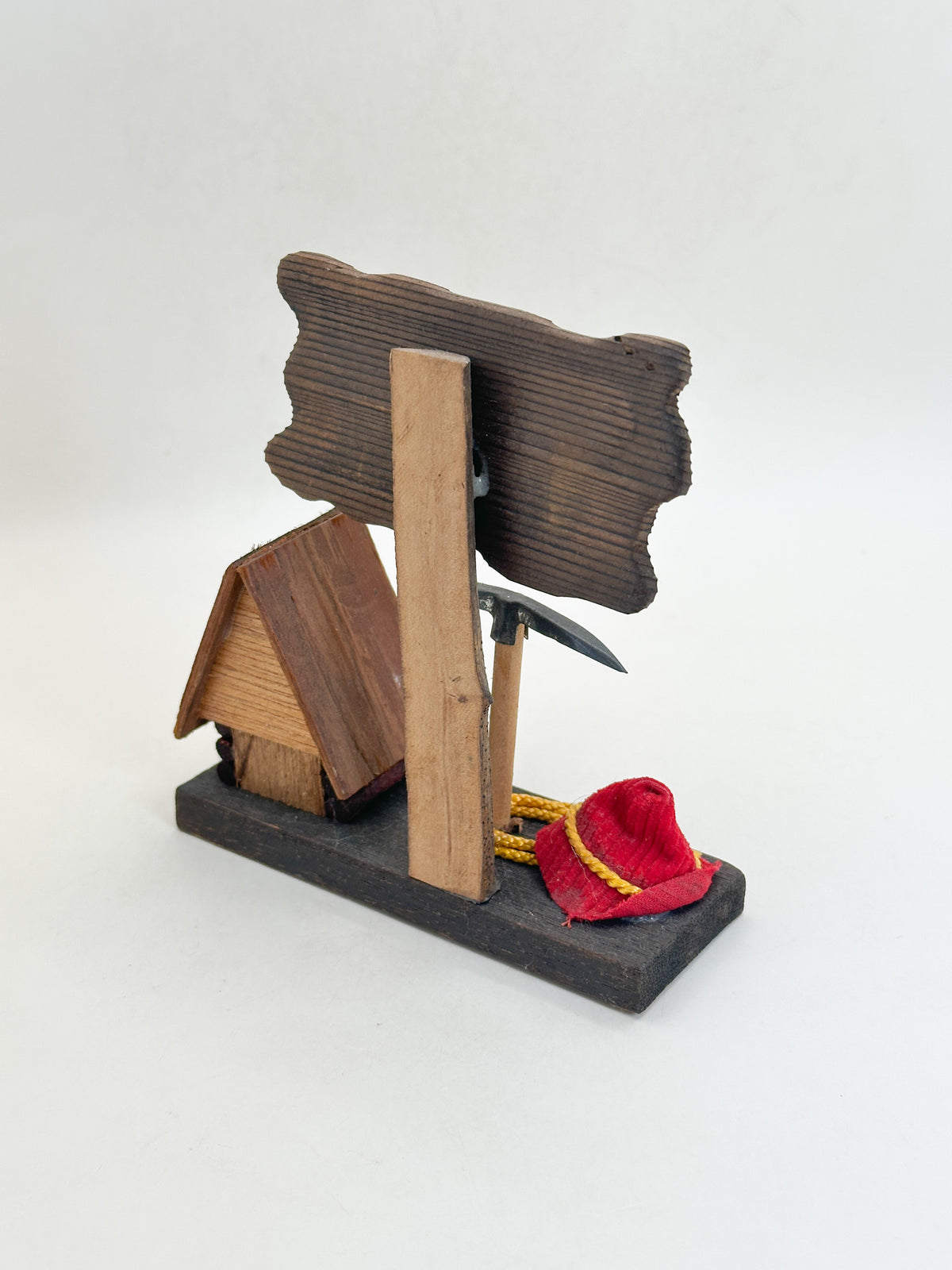 FT617 - Omiyage Folk Craft from Ōyama 大山