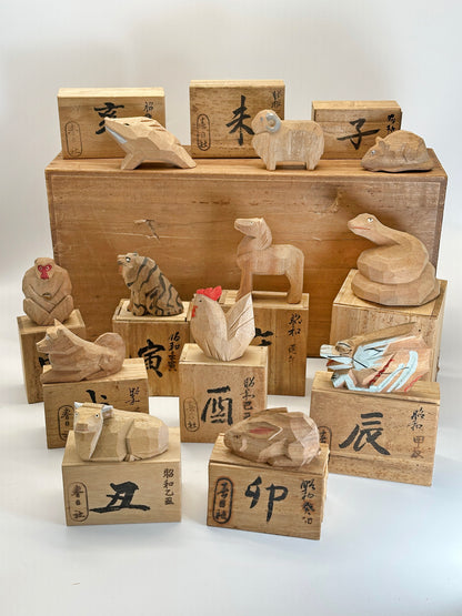 FT437 - Woodcarving figurine set from Kasuga Taisha 春日大社