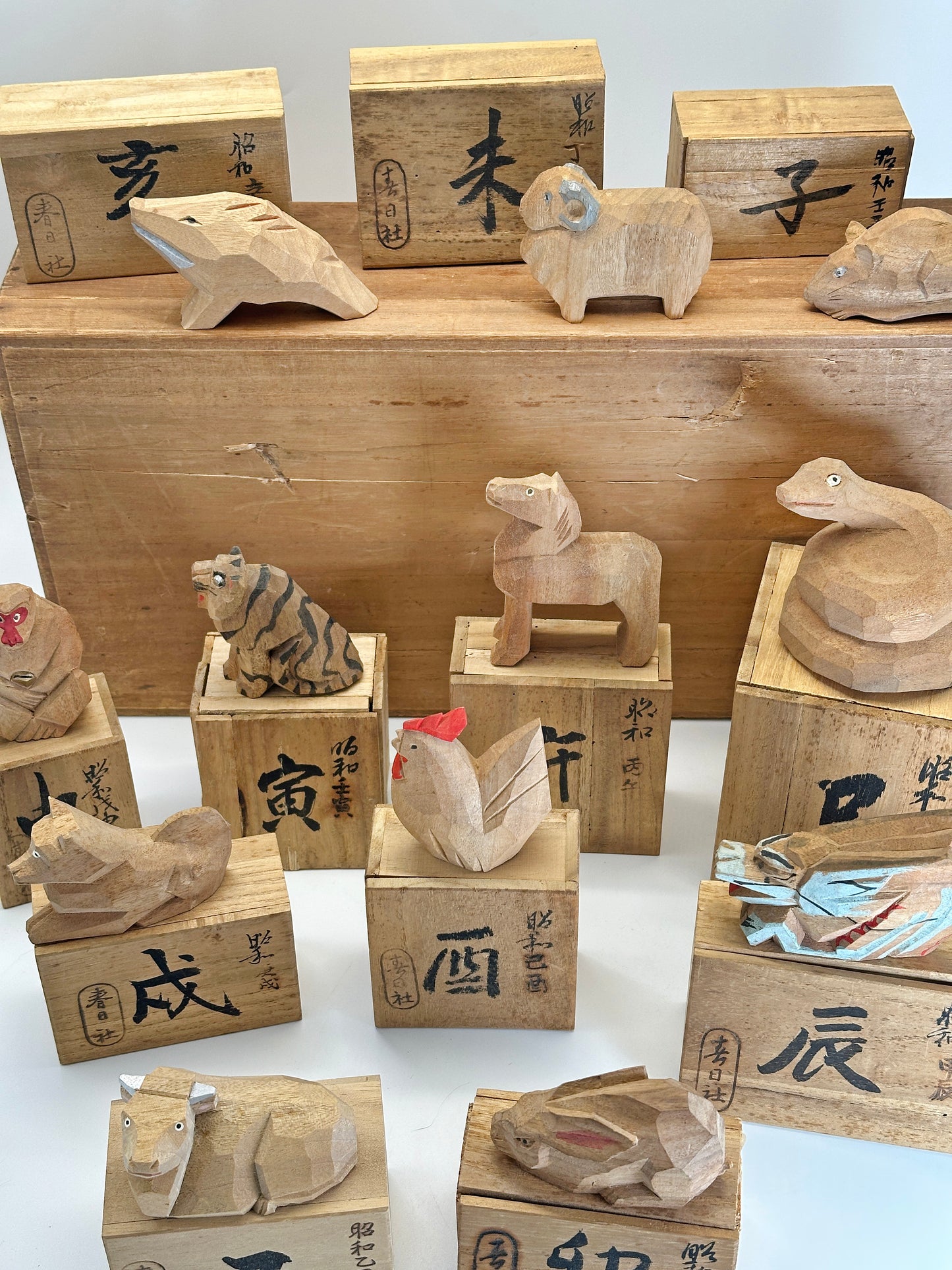 FT437 - Woodcarving figurine set from Kasuga Taisha 春日大社