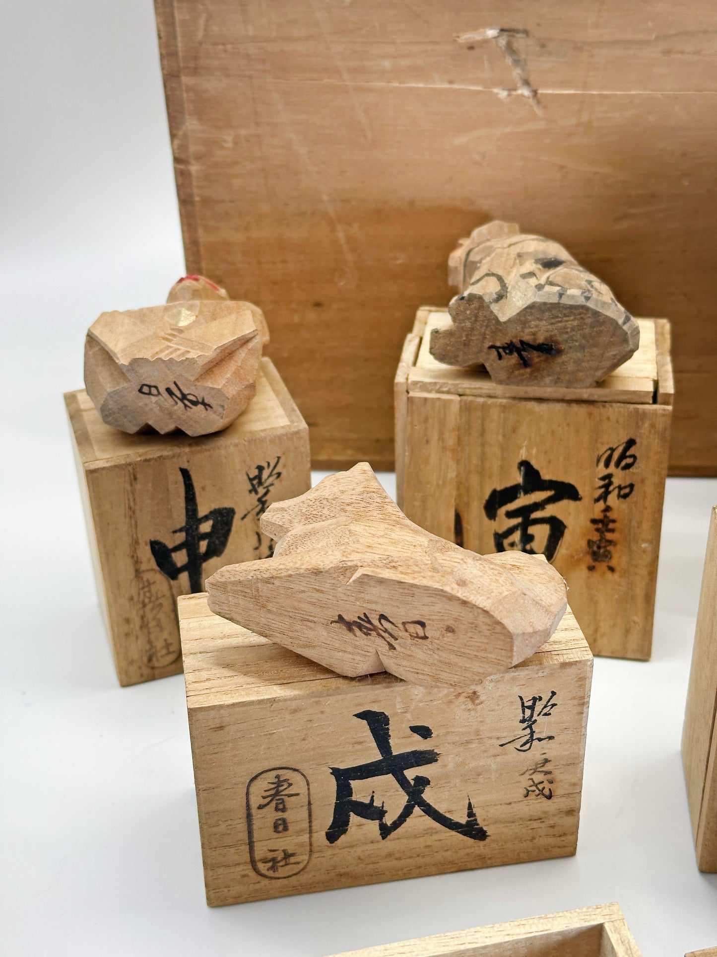 FT437 - Woodcarving figurine set from Kasuga Taisha 春日大社