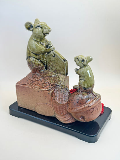 FT309 - Shigaraki-yaki Zodiac Rat Figurine by Tōsen 信楽焼