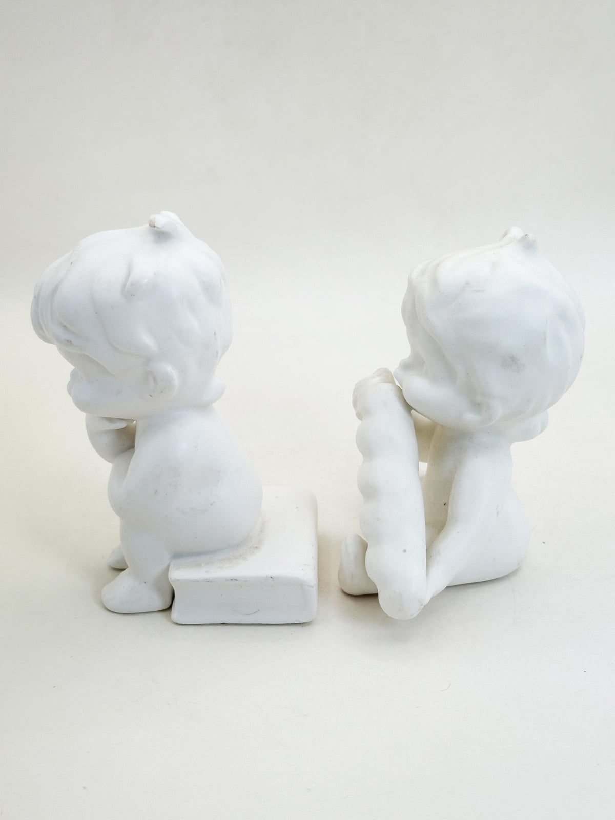 FT584 - Senshukai Ceramic Figurines 千趣会