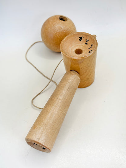 FT311 - Japanese folk craft toy Kendama けん玉